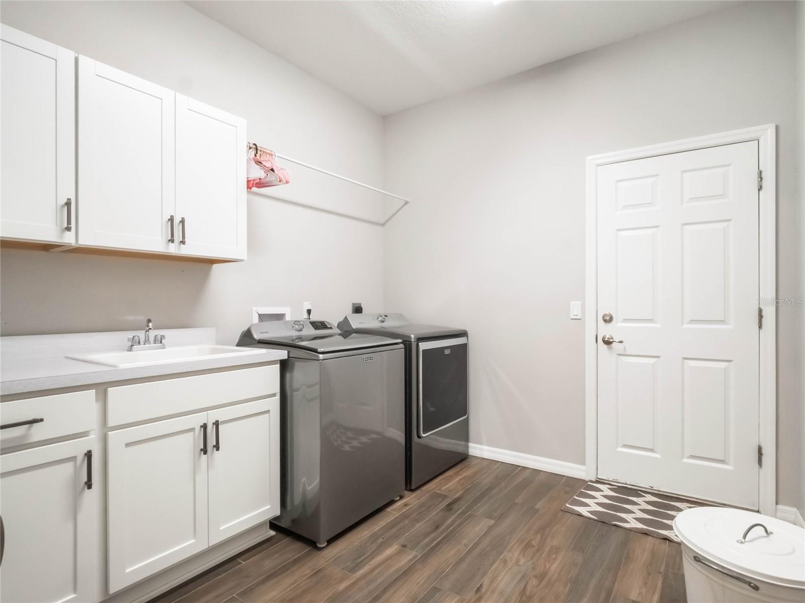 EVERGREEN ESTATE - Residential