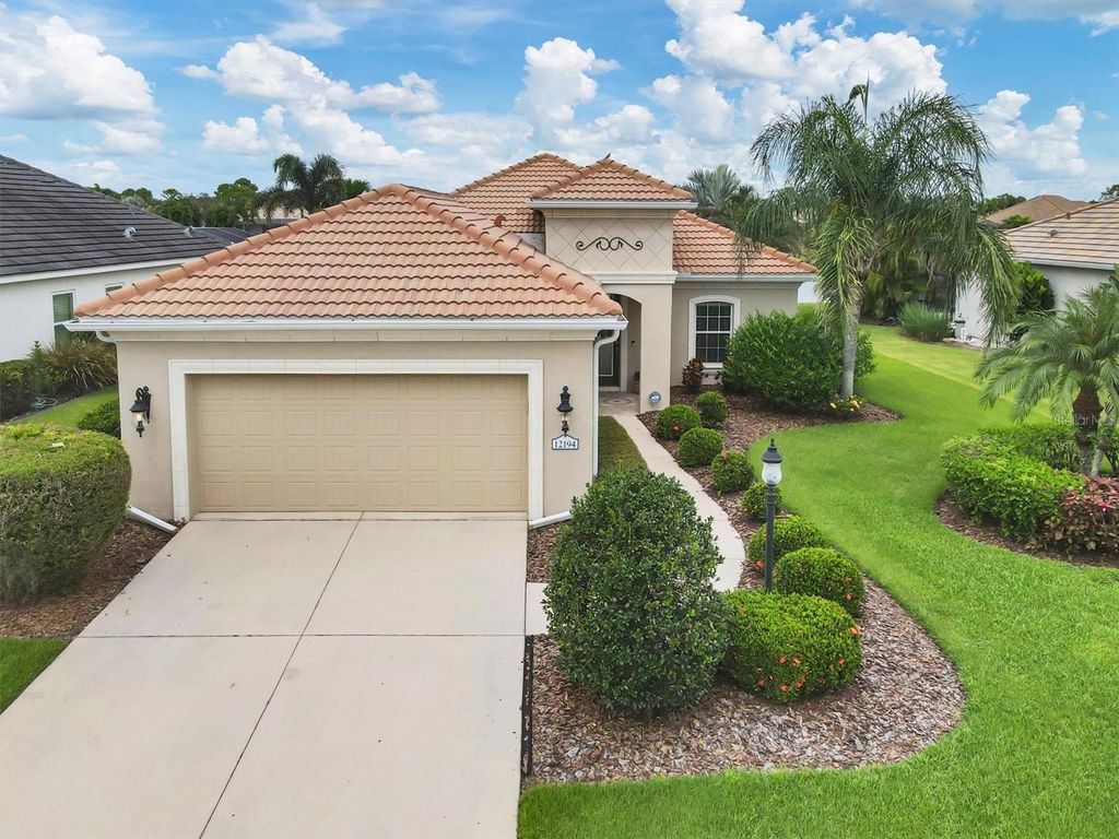 Photo of 12194 Wakulla Place, Venice, FL 34293 (MLS # D6143848)