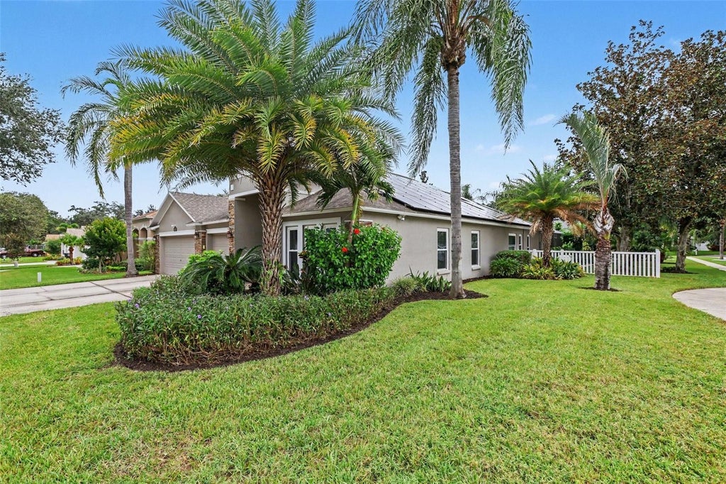 Photo of 8937 Aberdeen Creek Circle, Riverview, FL 33569 (MLS # TB8553136)