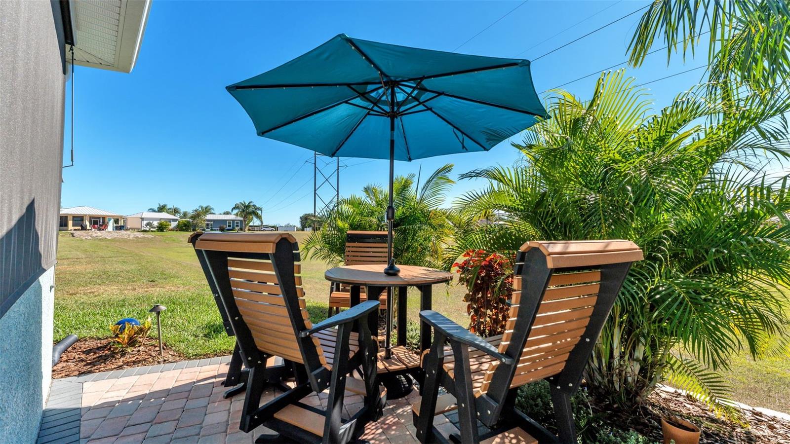 BAY LAKE RESIDENCE - Residential