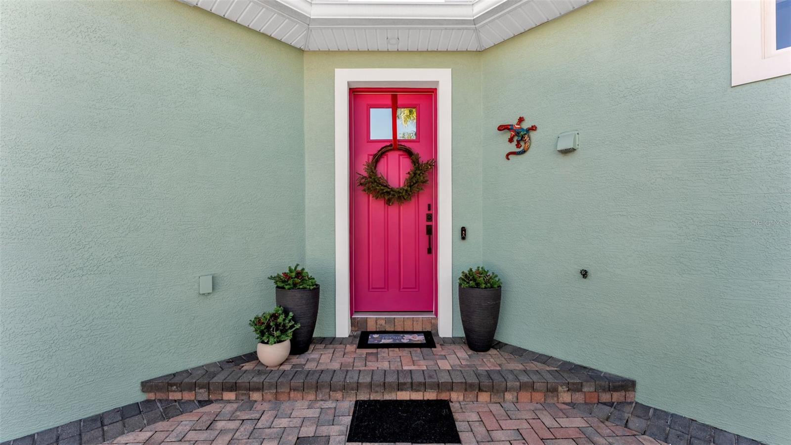 BAY LAKE RESIDENCE - Residential