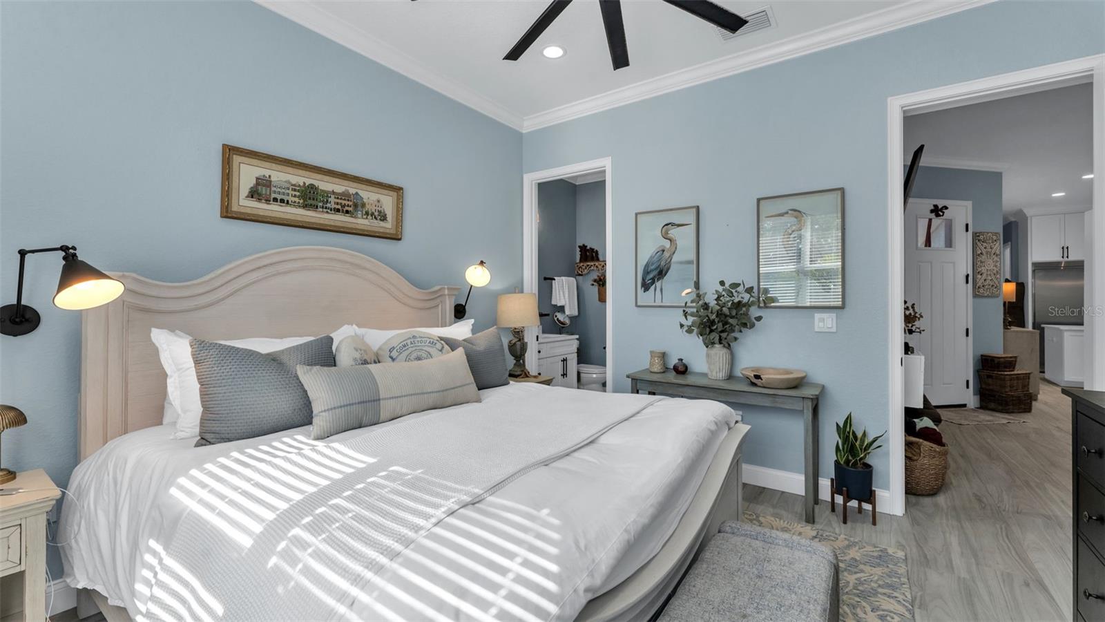 BAY LAKE RESIDENCE - Residential