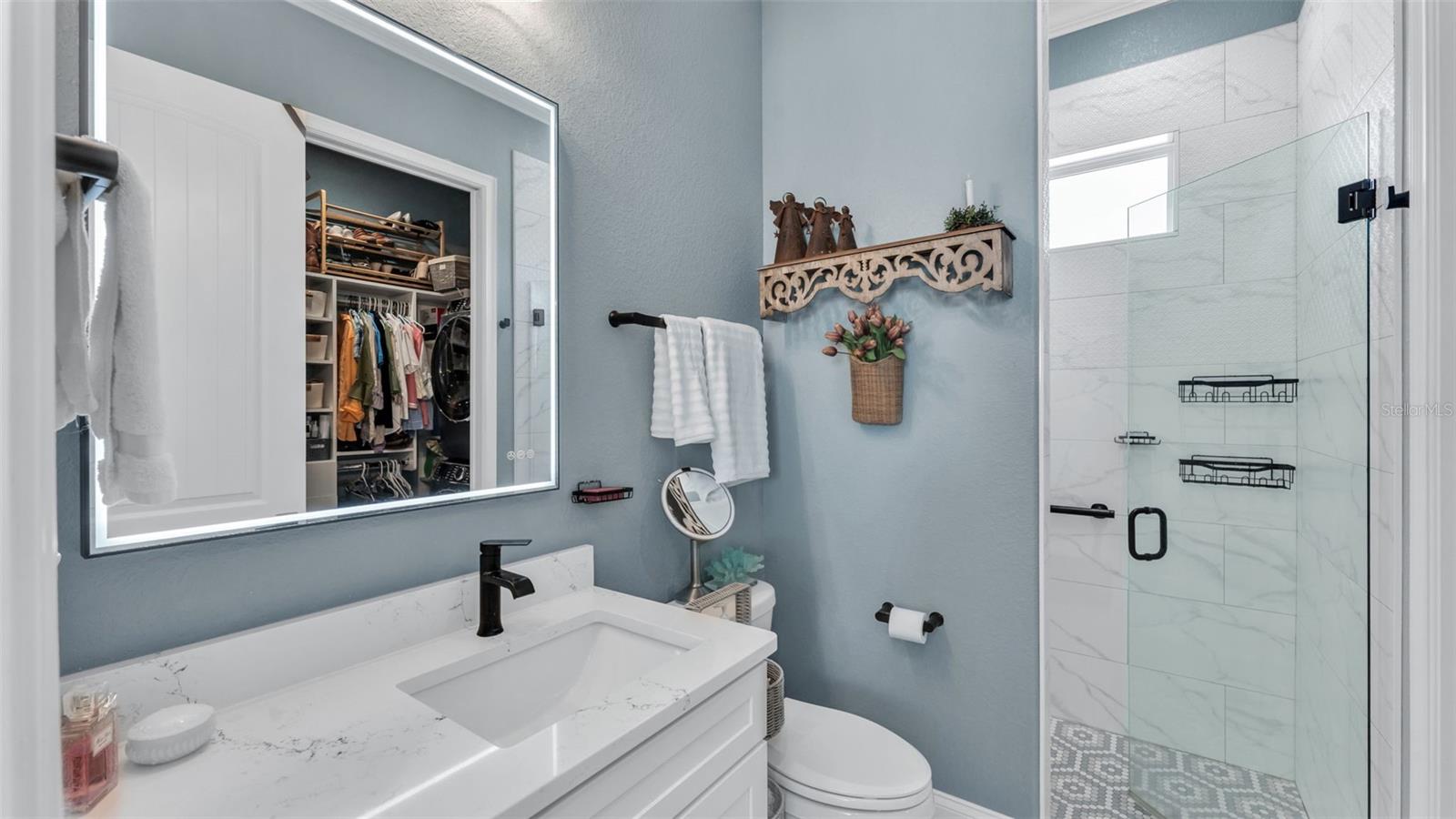 BAY LAKE RESIDENCE - Residential