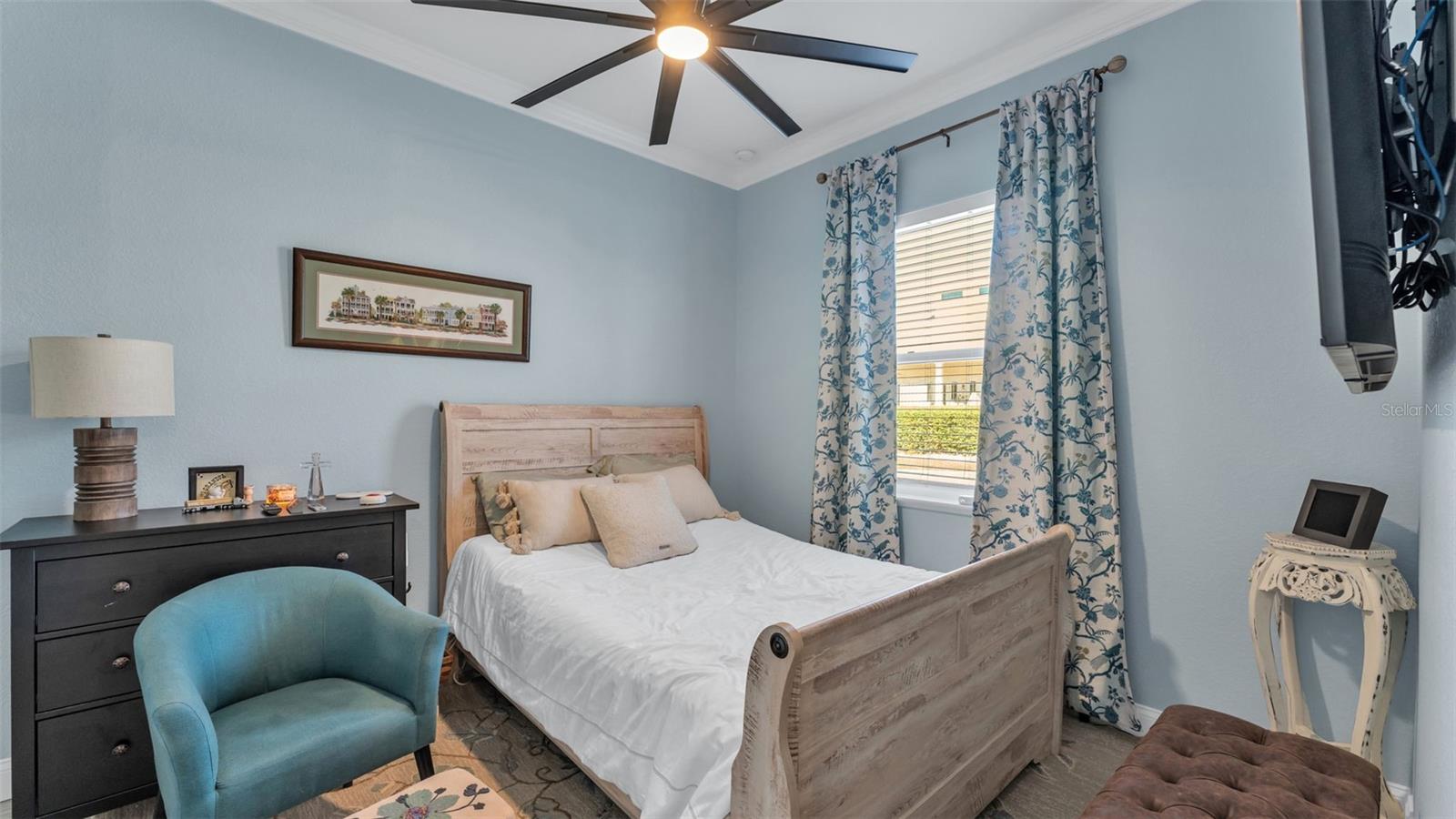 BAY LAKE RESIDENCE - Residential