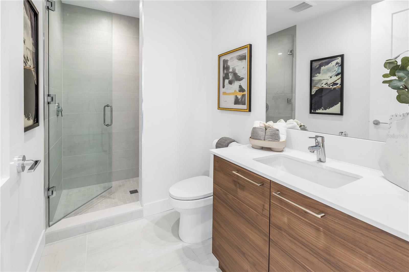 SALTAIRE CONDO - Residential