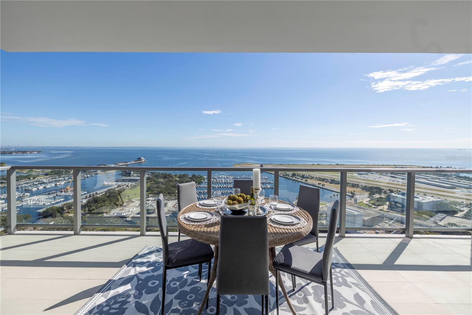 SALTAIRE CONDO - Residential