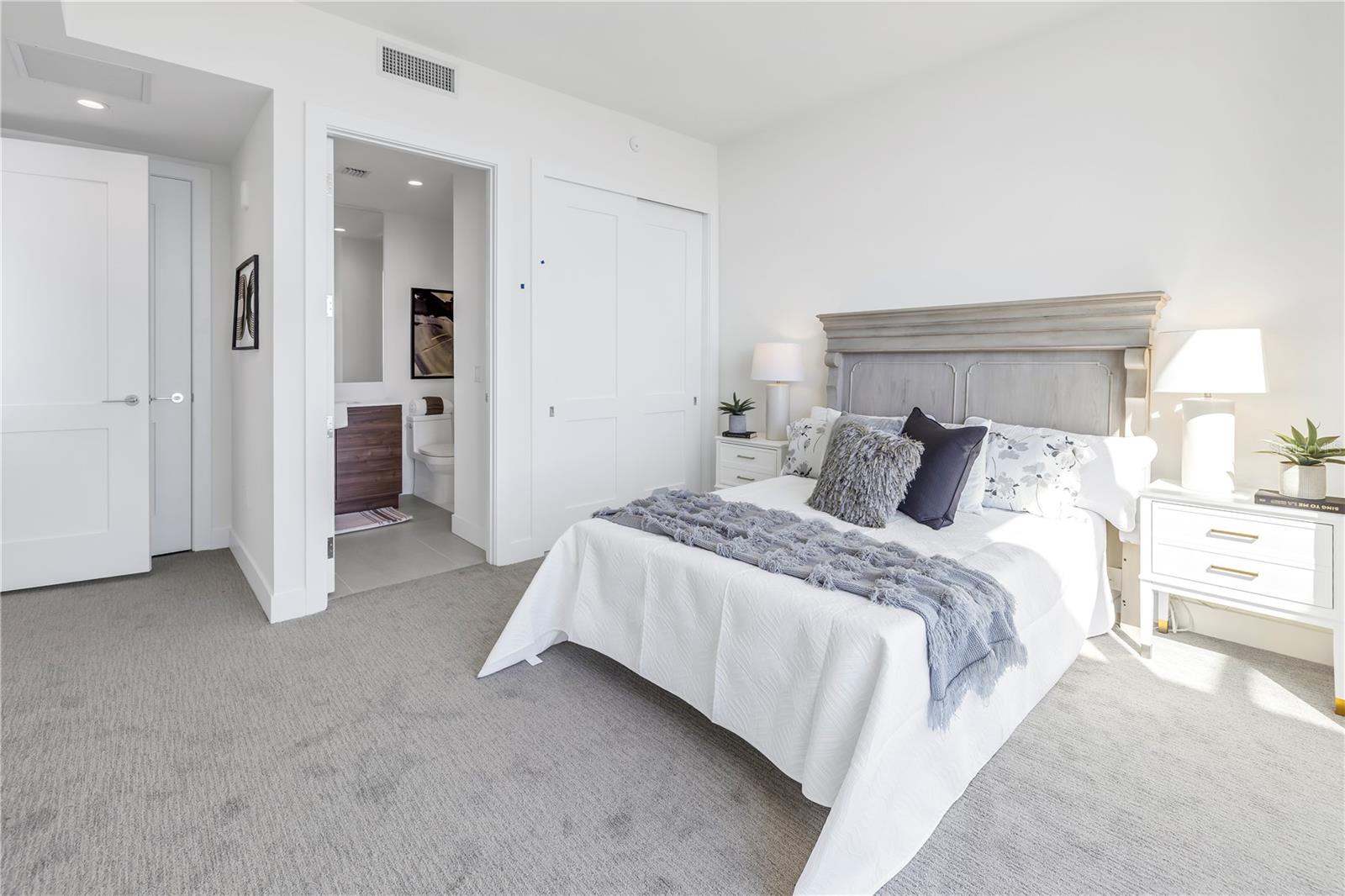 SALTAIRE CONDO - Residential