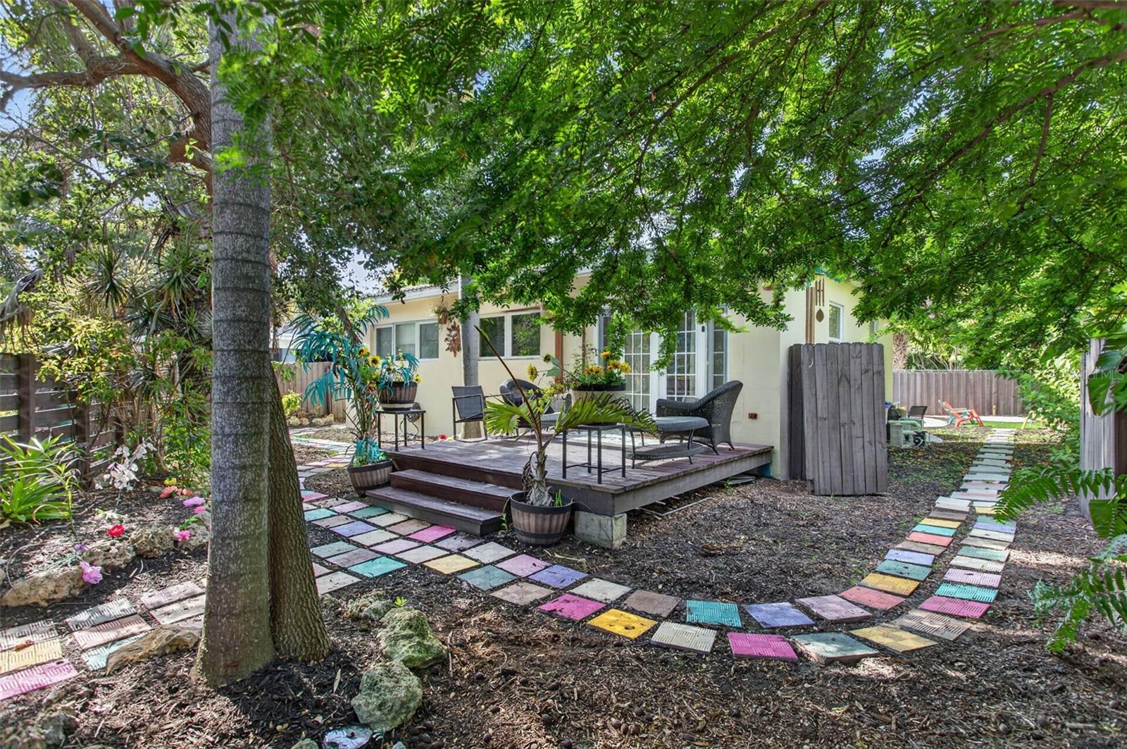 732 NW 18TH STREET