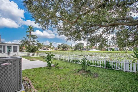 A home in RIVERVIEW