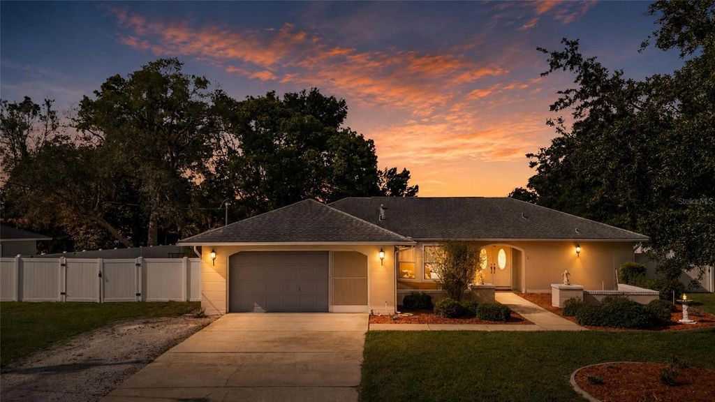 Photo of 10412 Avila Street, Spring Hill, FL 34608 (MLS # G5112650)