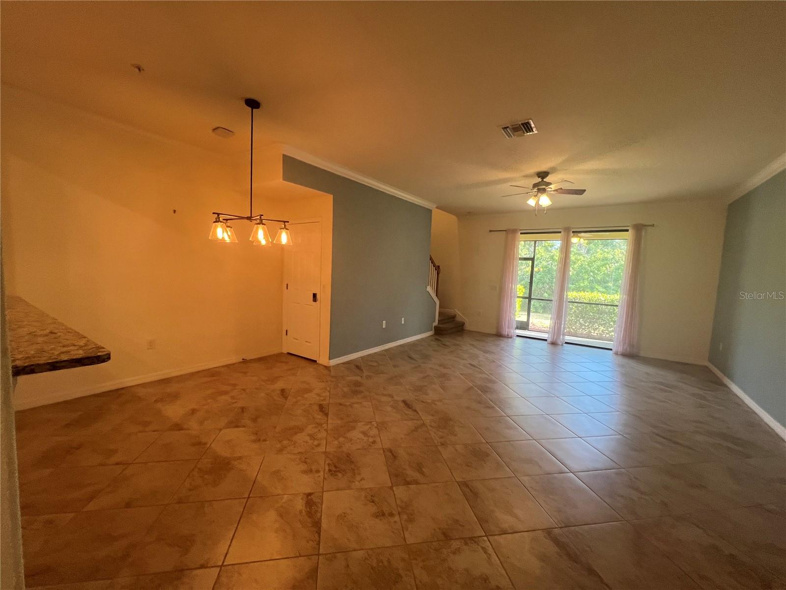 GRAN PARADISO TWNHMS 1B - Residential Lease