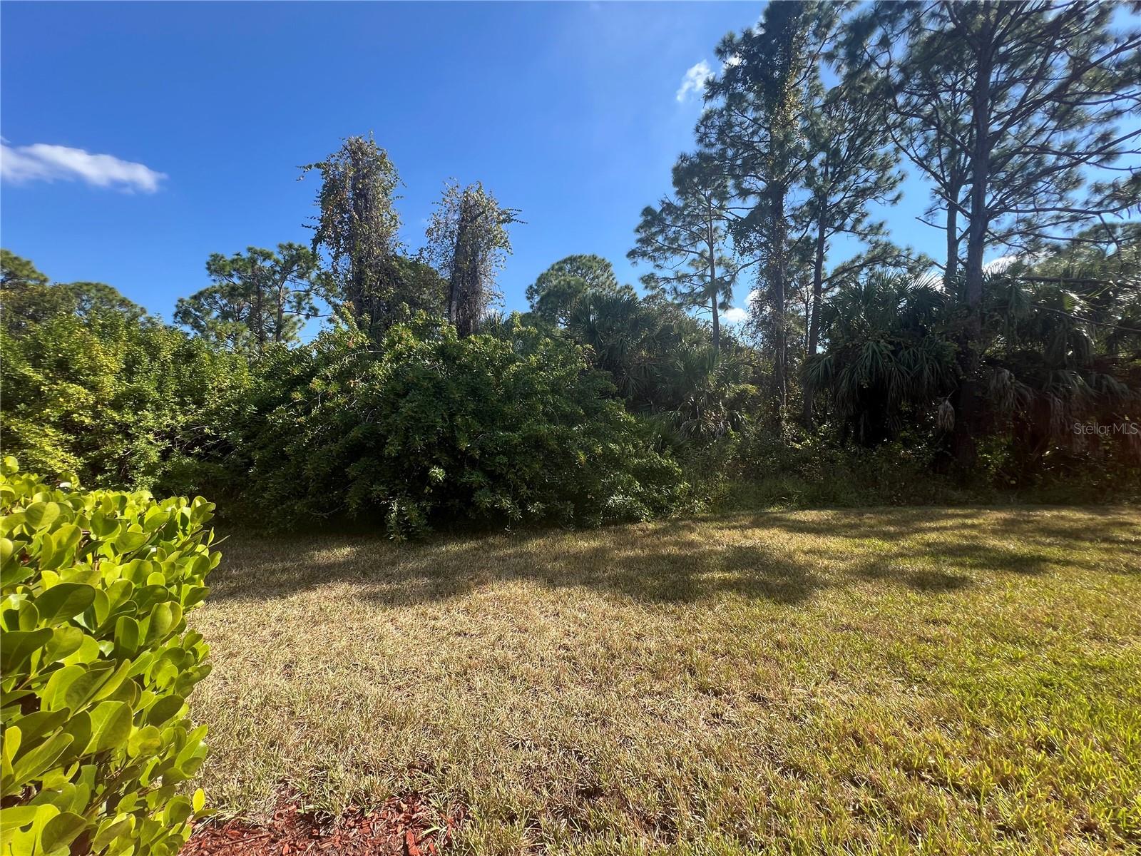 GRAN PARADISO TWNHMS 1B - Residential Lease