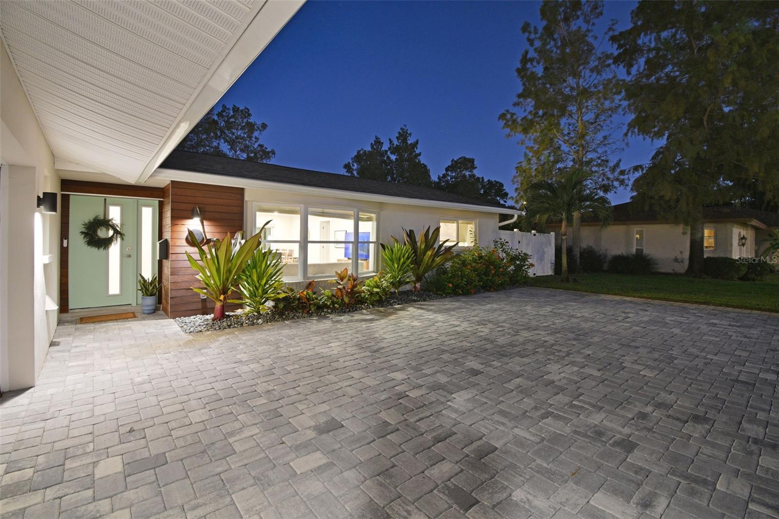 BROADWATER - Residential