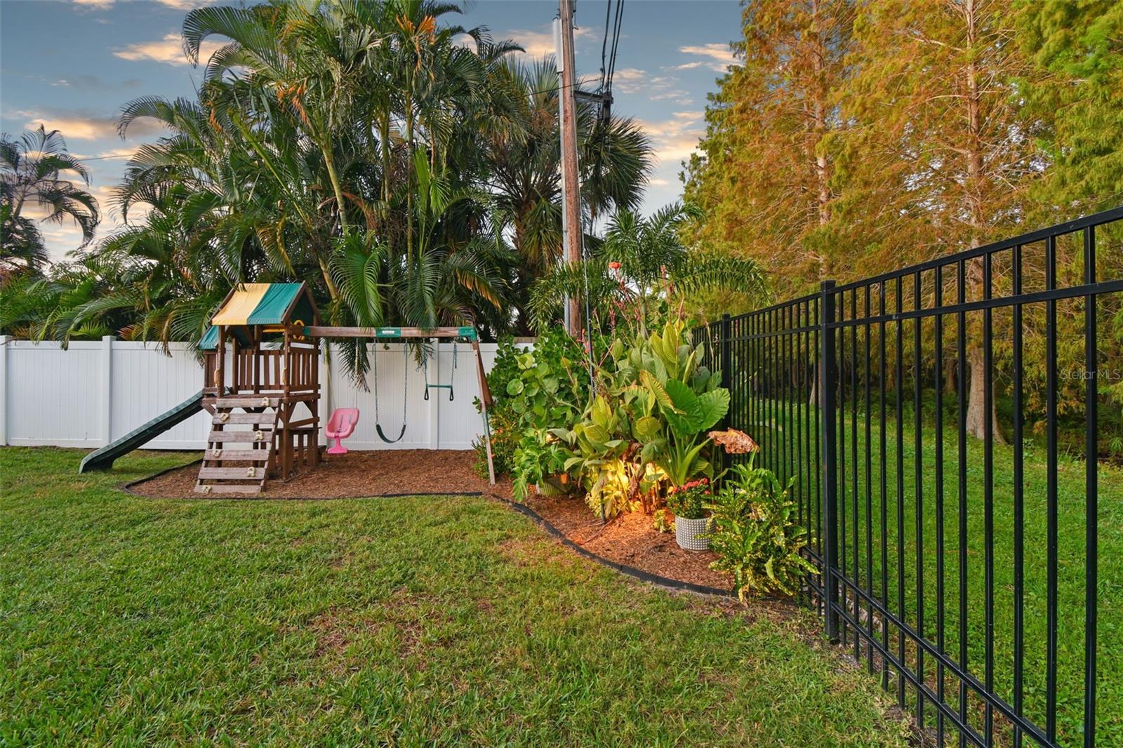 BROADWATER - Residential