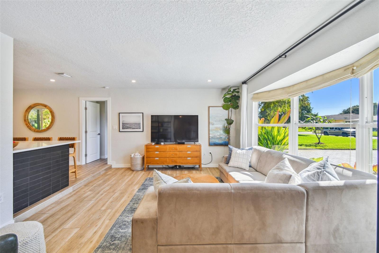 BROADWATER - Residential