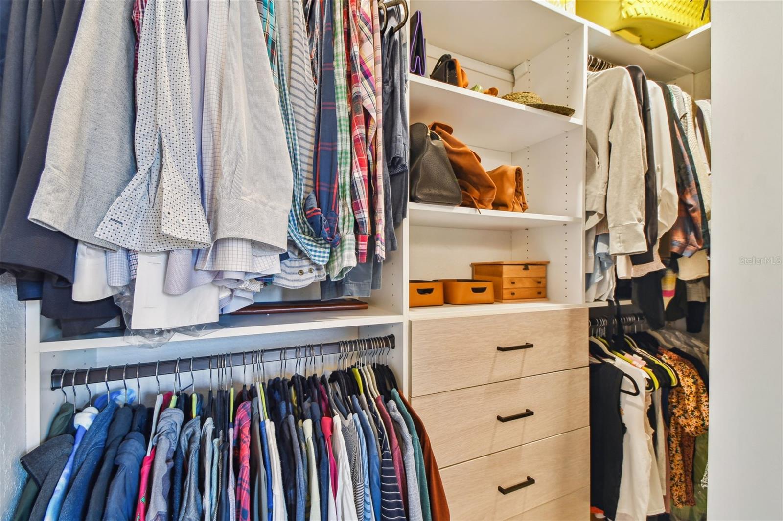 BROADWATER - Residential