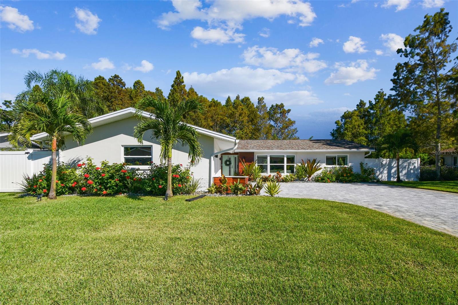 BROADWATER - Residential