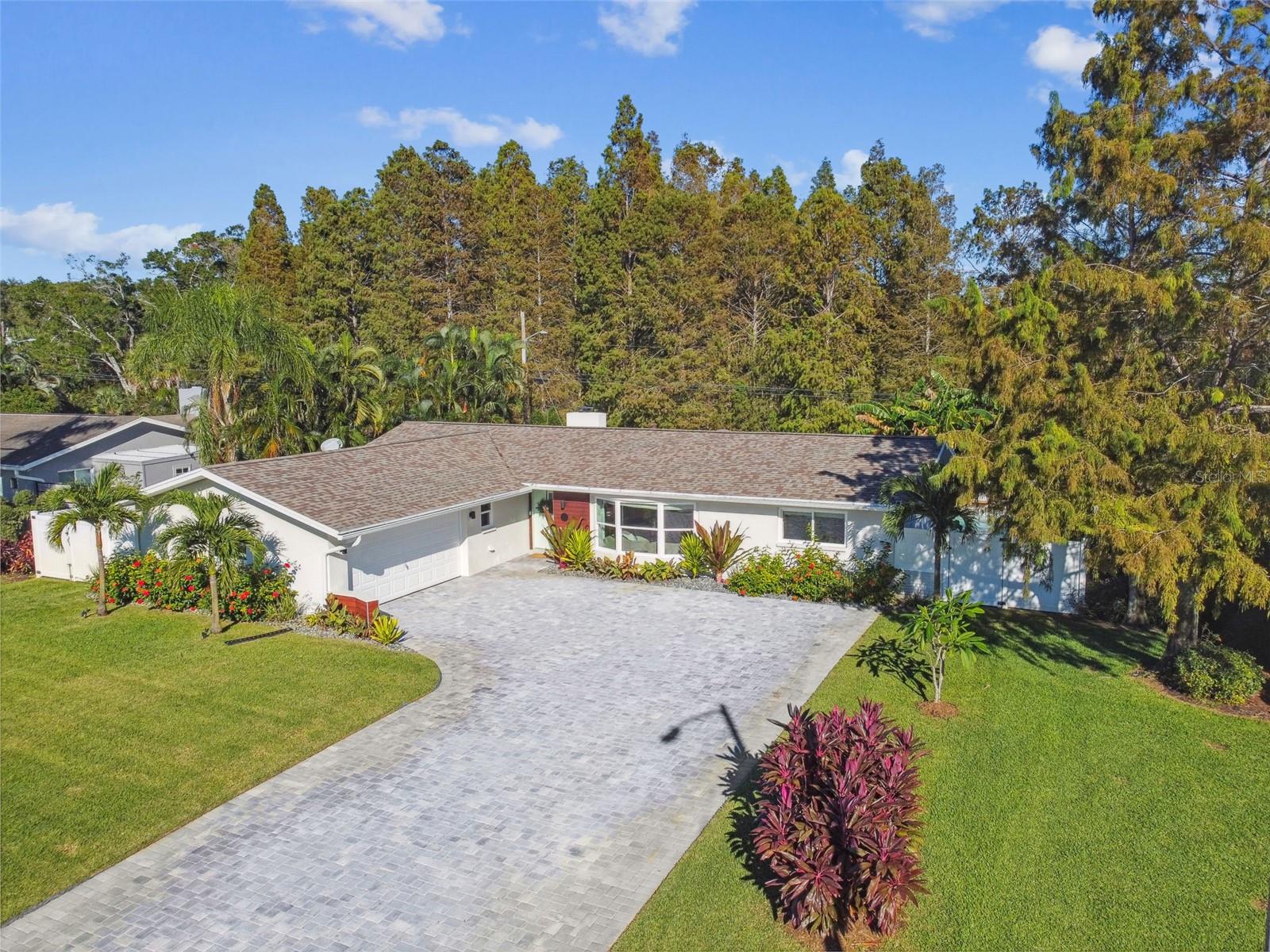 BROADWATER - Residential