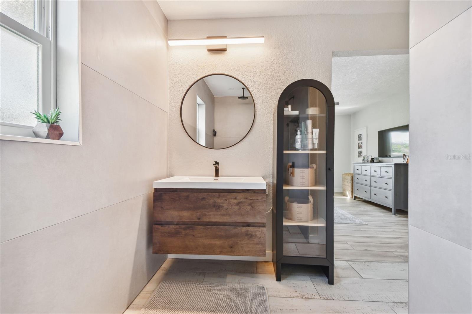 BROADWATER - Residential