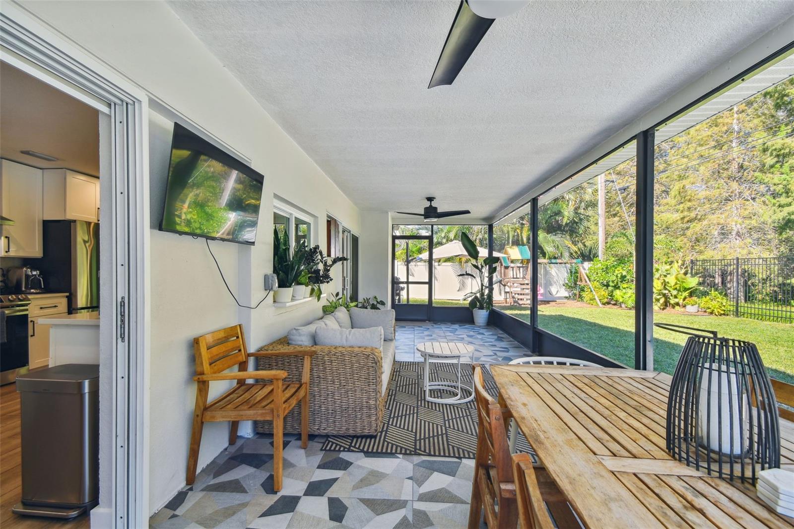 BROADWATER - Residential