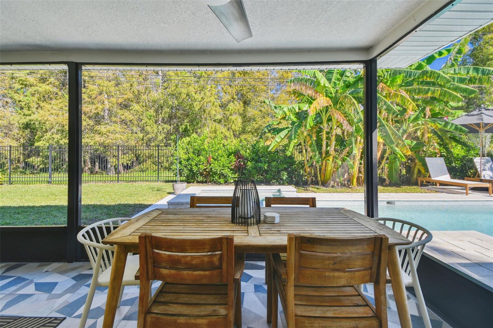 BROADWATER - Residential