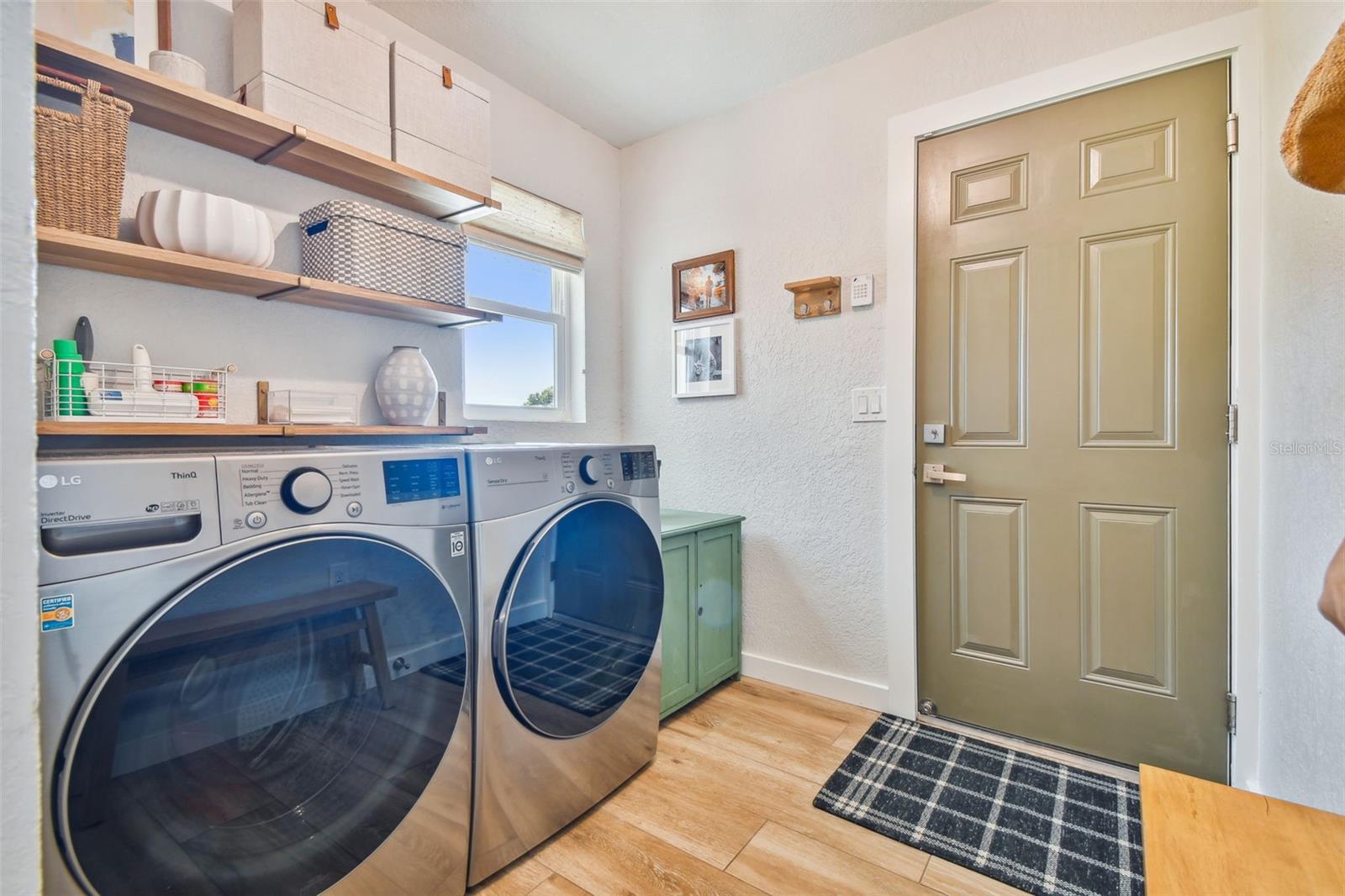 BROADWATER - Residential