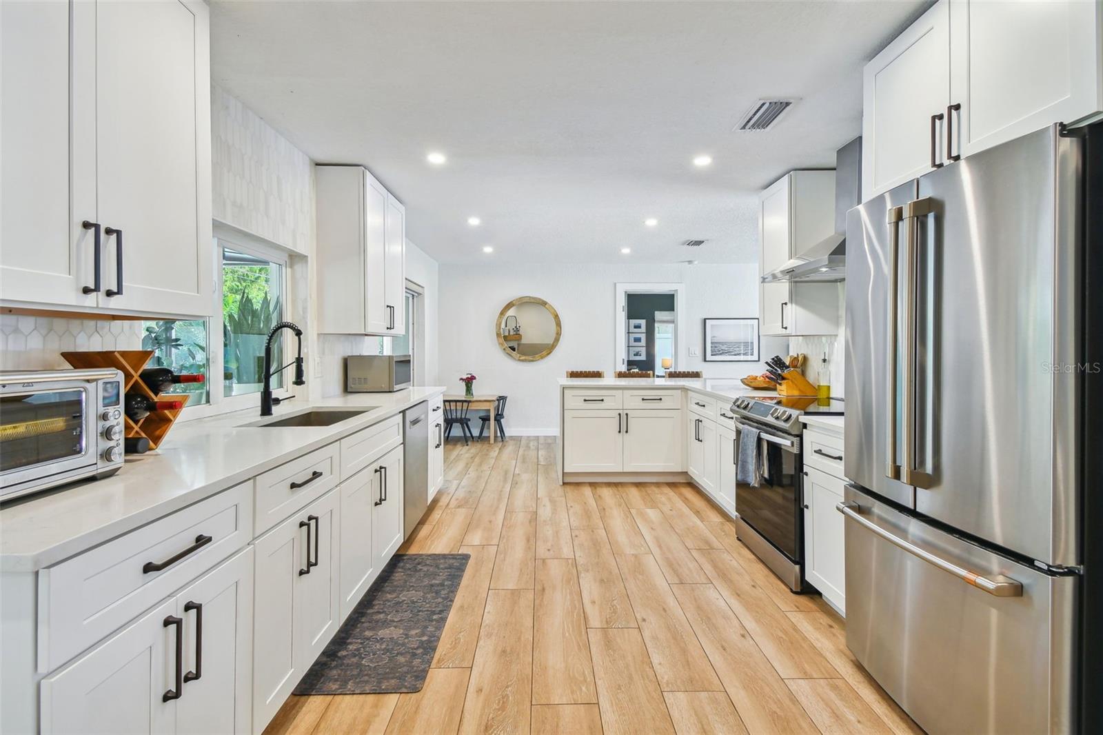 BROADWATER - Residential