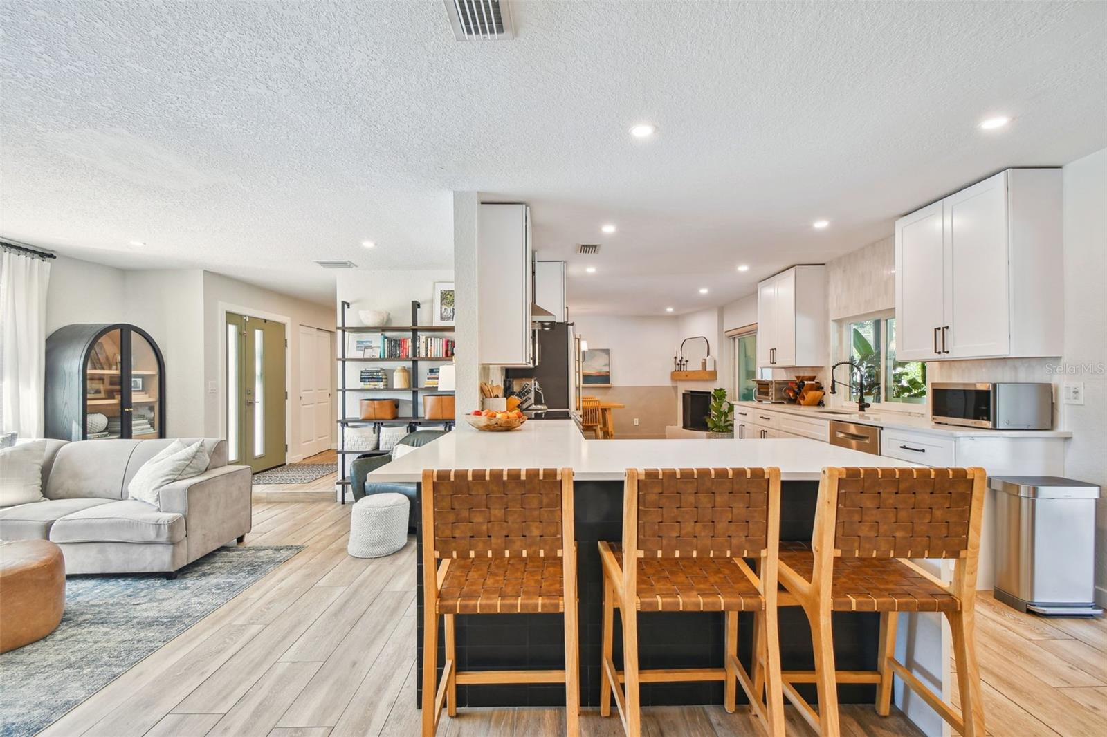 BROADWATER - Residential