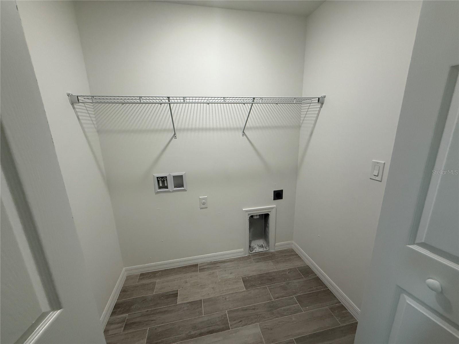 PORT CHARLOTTE SUB 51 - Residential Lease