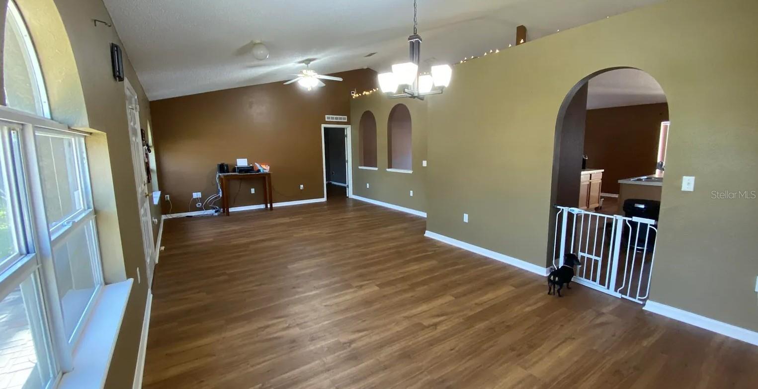 SPRING HILL - Residential