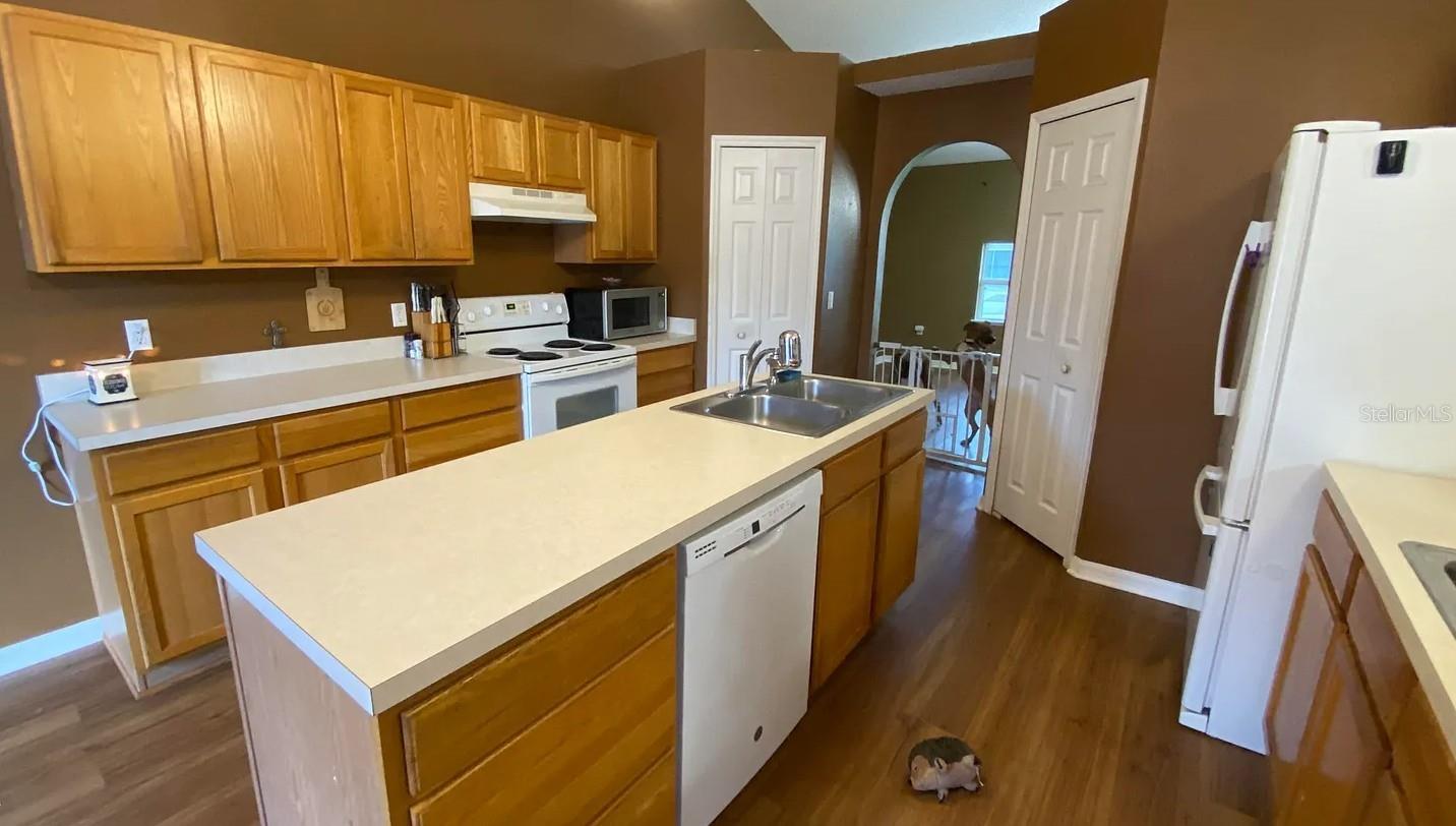 SPRING HILL - Residential