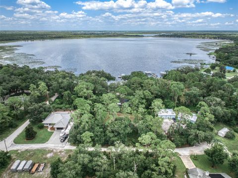 A home in SEBRING