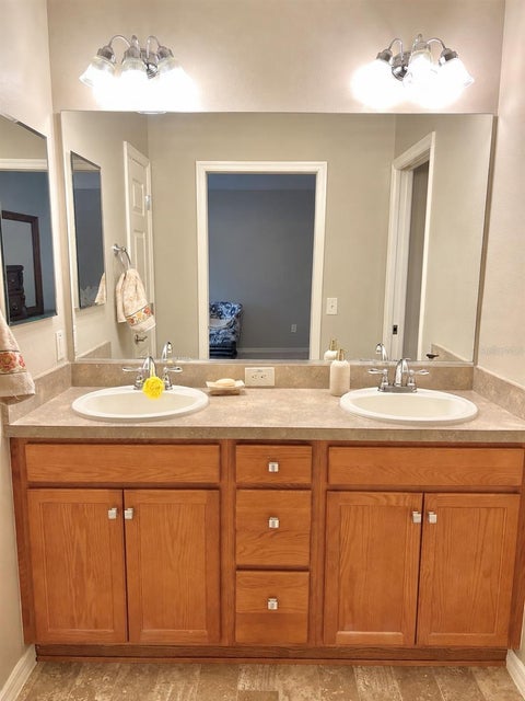 Tiny photo for 835 Silver Oak Avenue, Lady Lake, FL 32159 (MLS # G5119573)