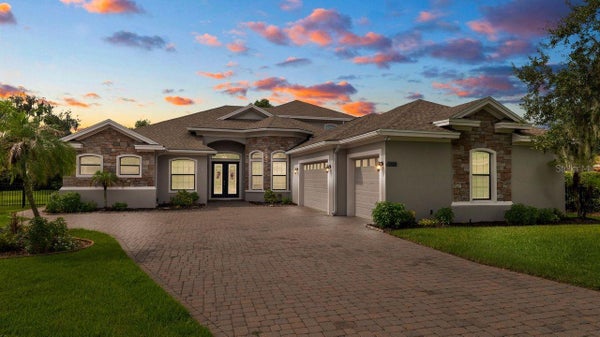 2120 SOUTHERN OAKS LN, LAKELAND, FL 33813 - Image 79b3cdf8e2f236be3e39dcfcff4e8d68/2541700527