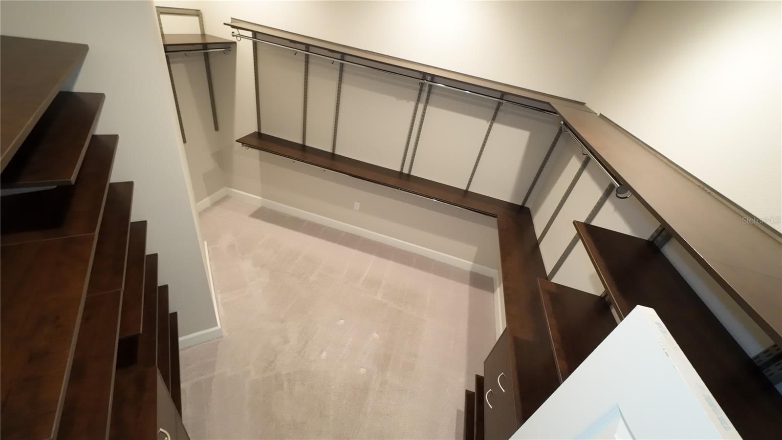 SOUTHERN OAKS - Residential