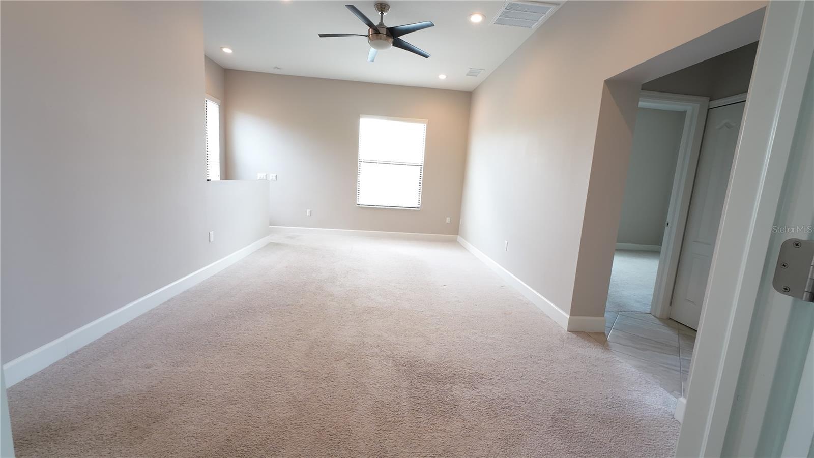 SOUTHERN OAKS - Residential