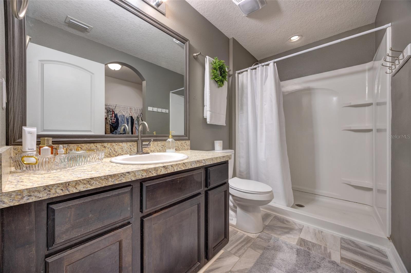 HIGHLANDS F - Residential