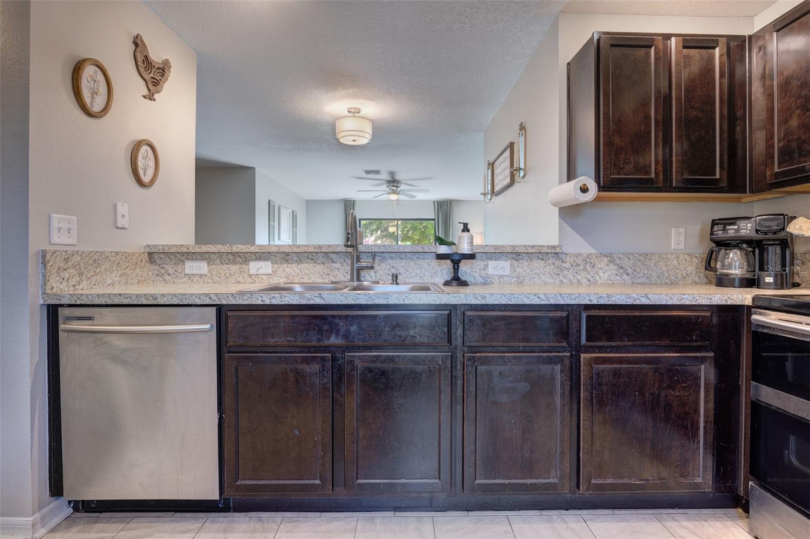 HIGHLANDS F - Residential