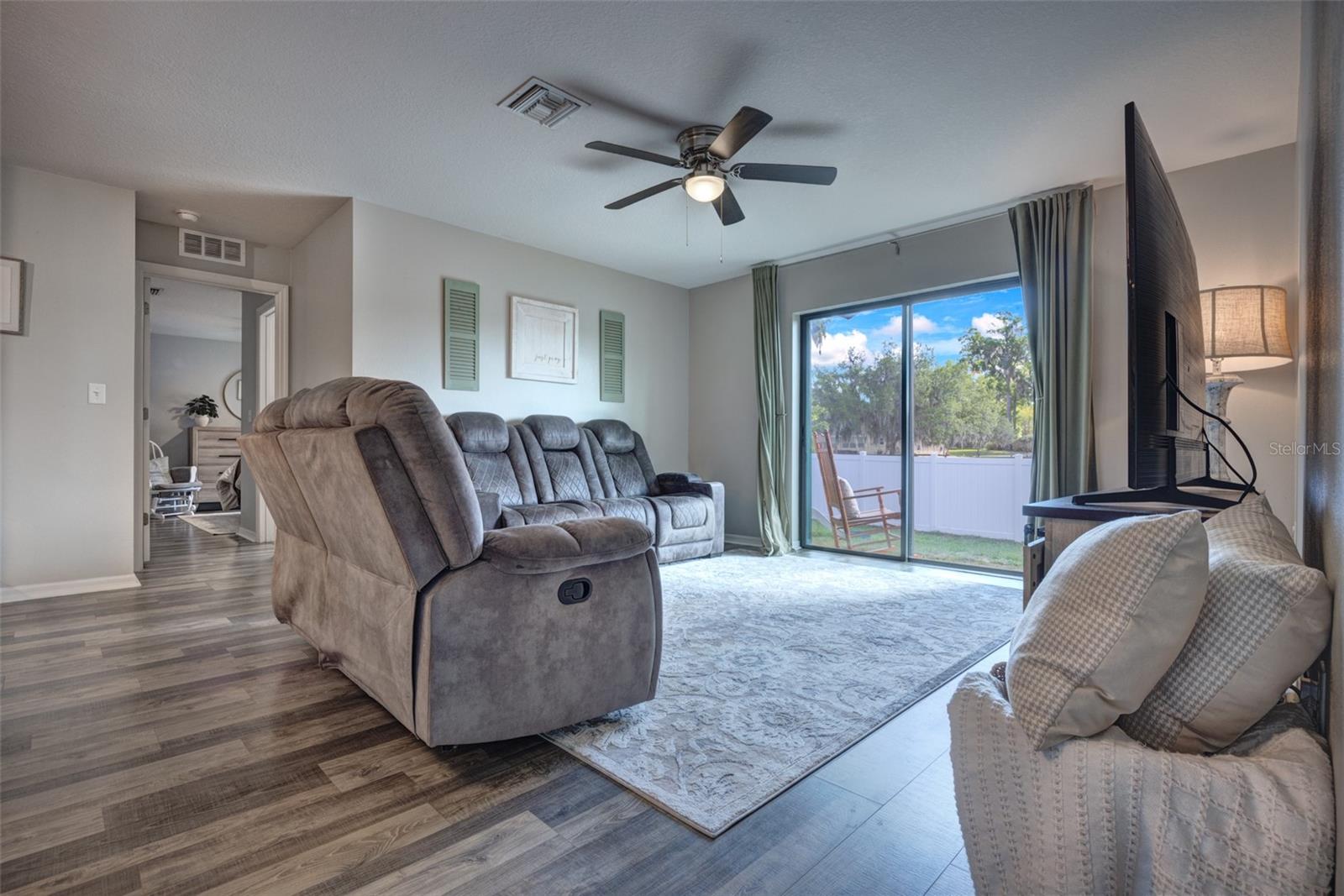 HIGHLANDS F - Residential