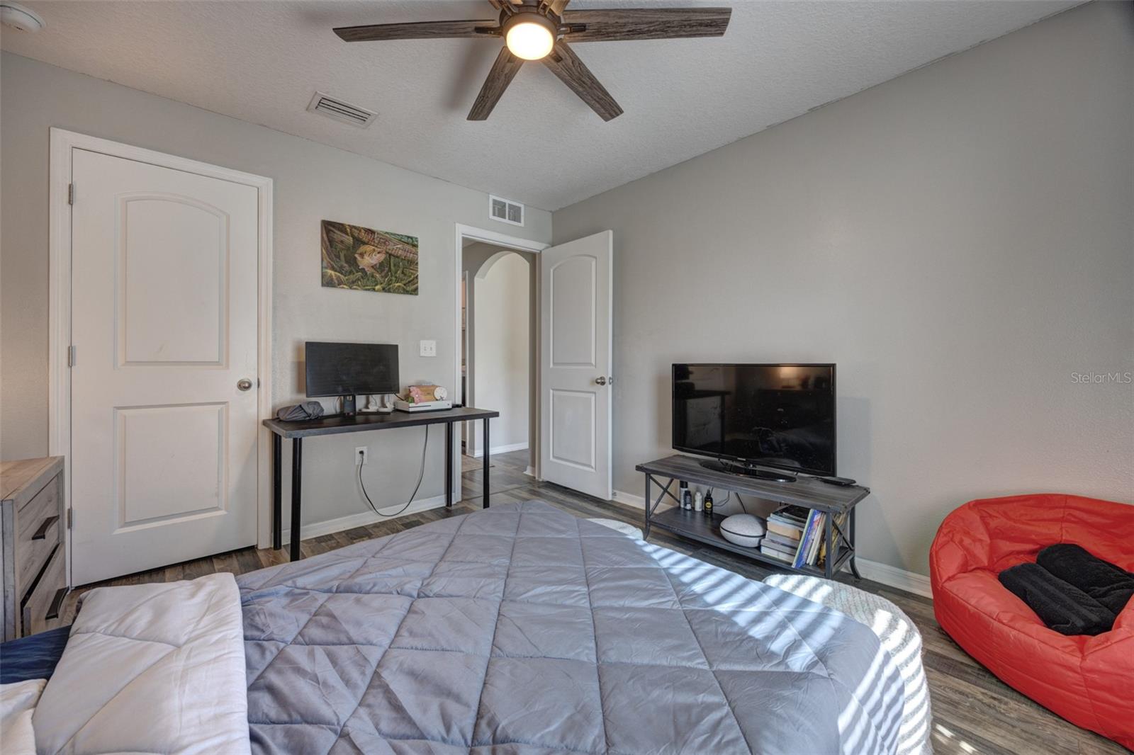 HIGHLANDS F - Residential