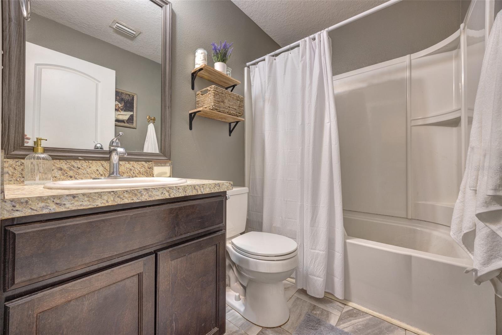 HIGHLANDS F - Residential