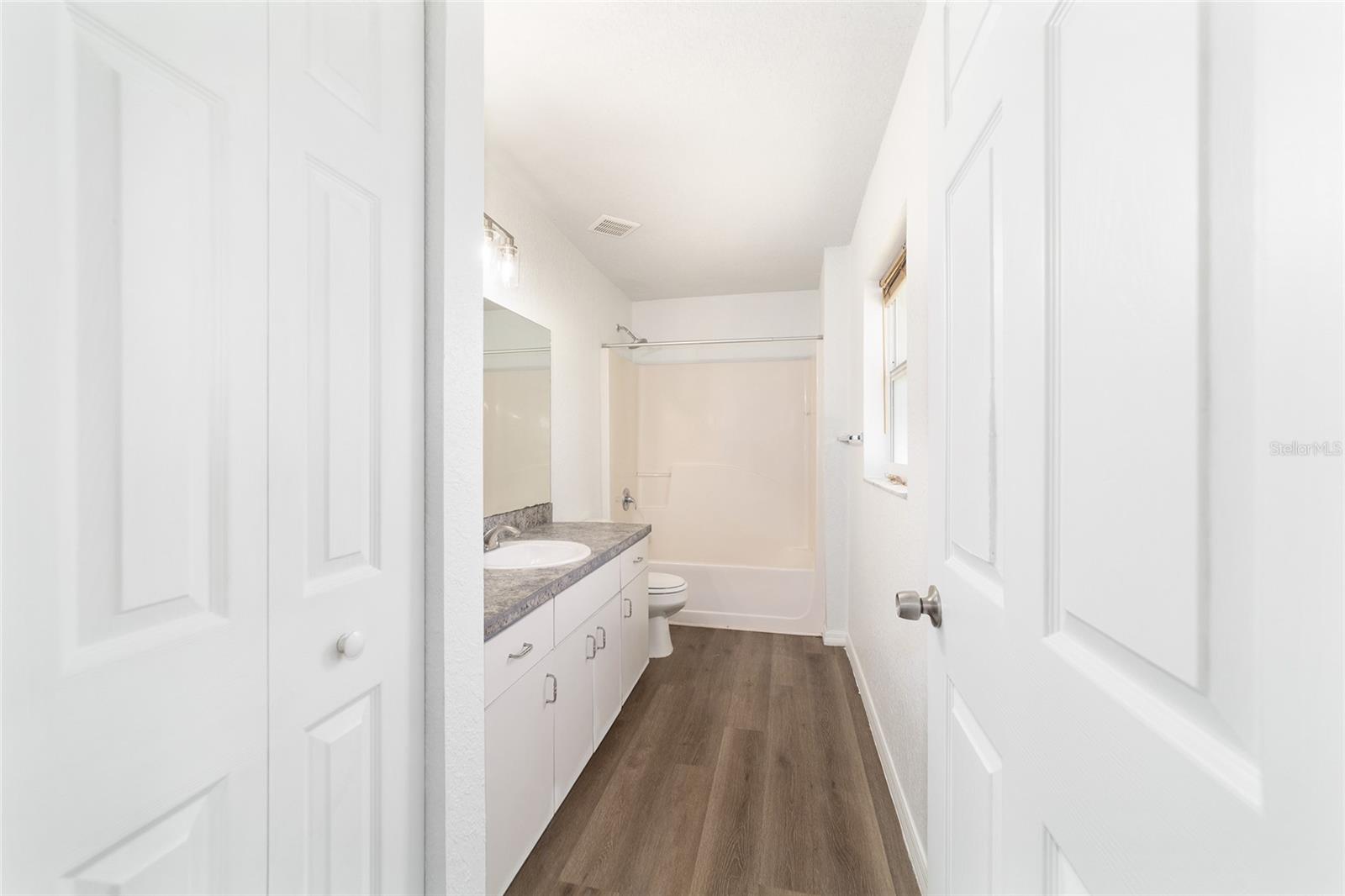 OCALA PARK ESTATE - Residential