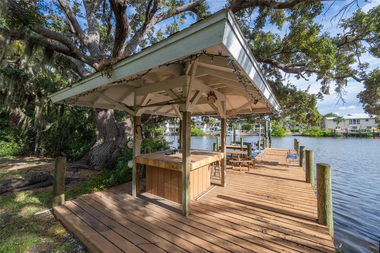 RIVERWOOD PARK REP - Residential