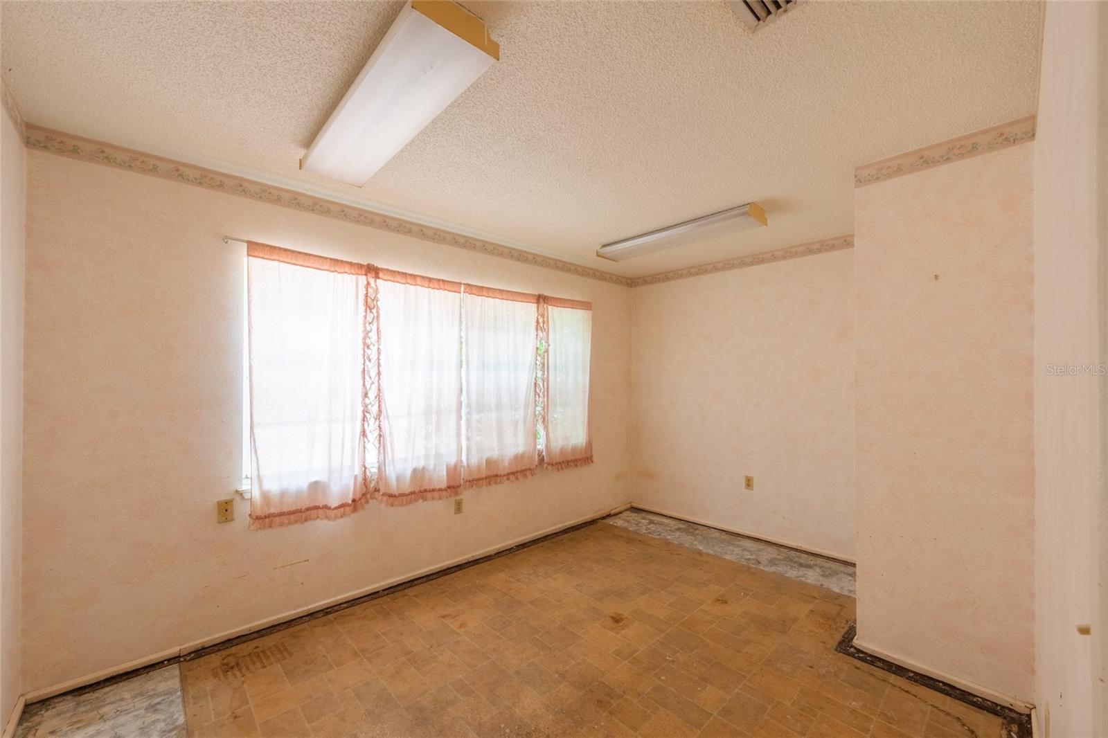 RIVERWOOD PARK REP - Residential