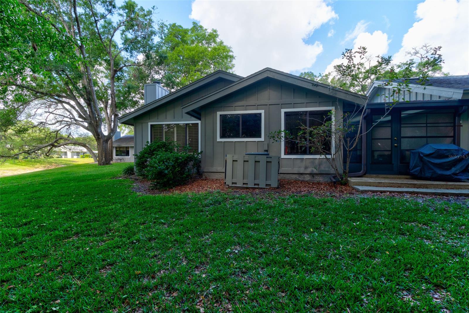 Spruce Creek Golf Villas Condo Ph 01-04 Units 01-5 - Residential