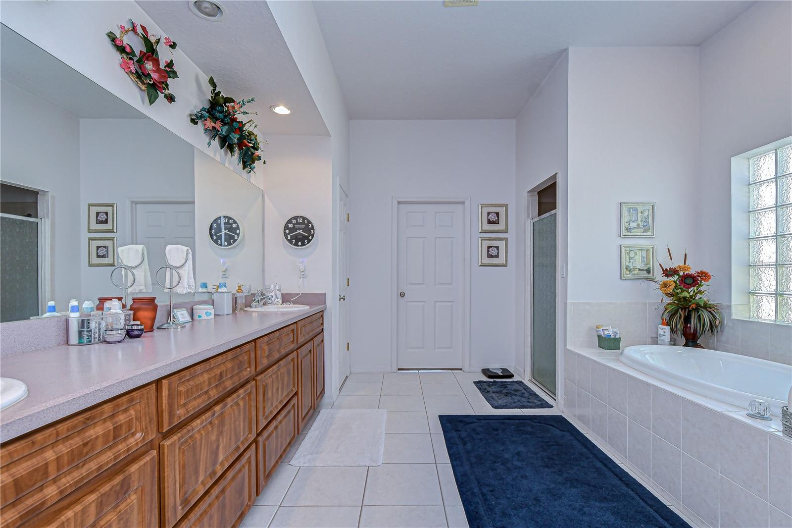 C T LEWIS ACRES - Residential