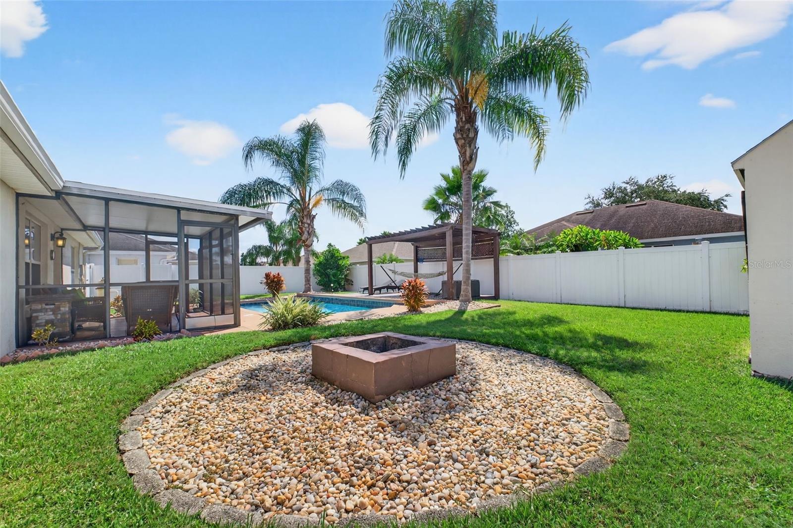 HUNTERS CROSSING PH 01 - Residential