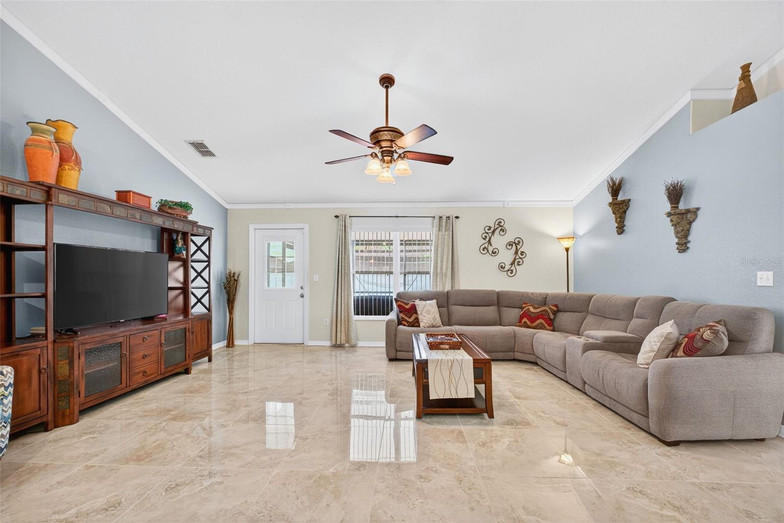 HUNTERS CROSSING PH 01 - Residential