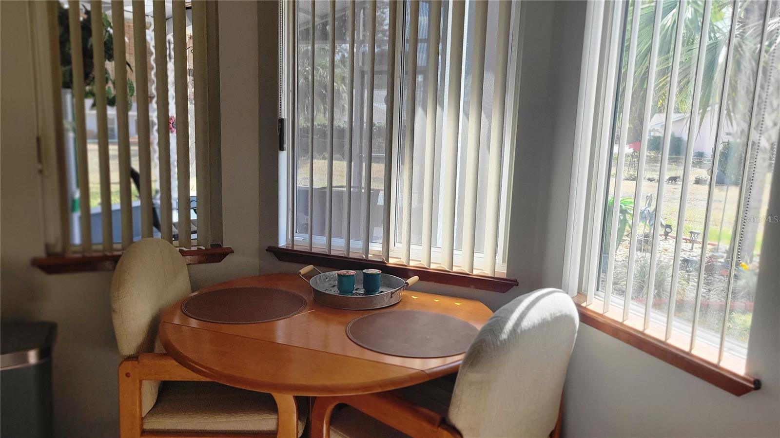 PALM CAY - Residential