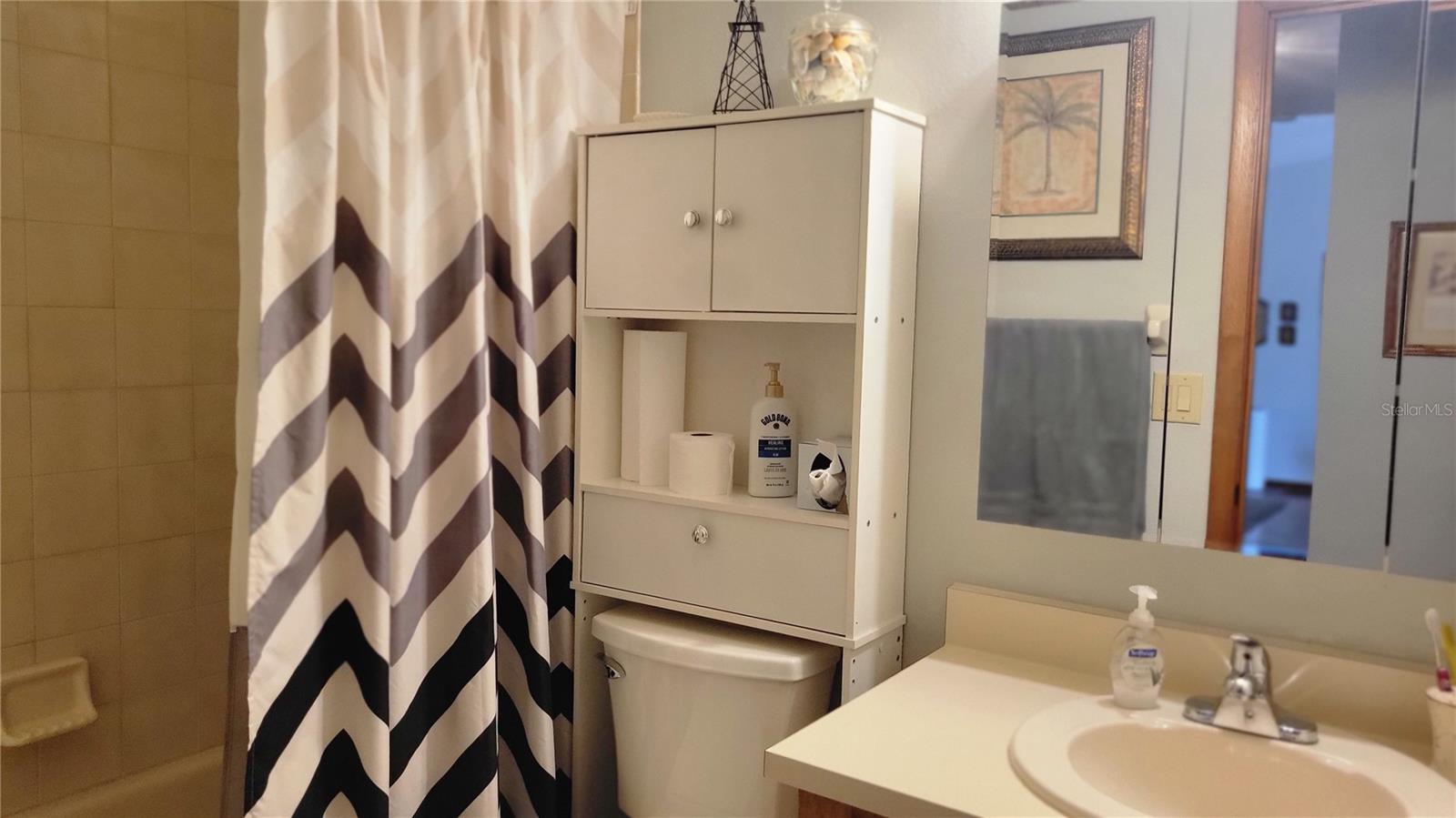 PALM CAY - Residential